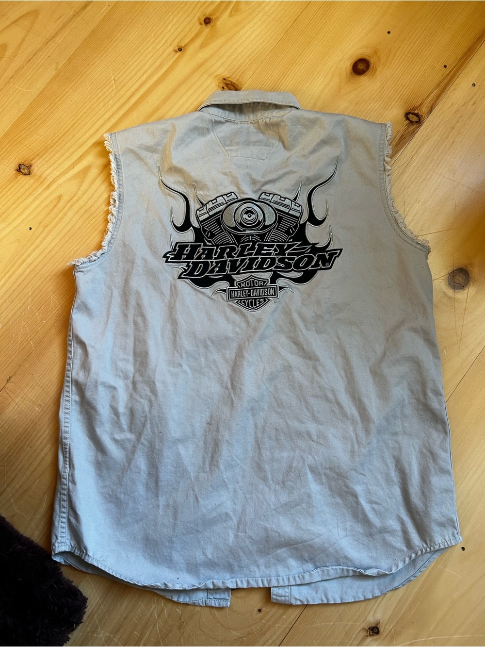 Harley-Davidson Men's Sleeveless Button-Up Shirt - Light Gray Medium
